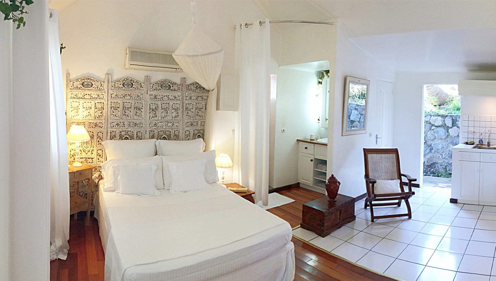 Studio Créole Confort avec lit double, coin salon et cuisine
